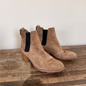 Rag & Bone suede Chelsea boot